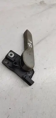 Volkswagen PASSAT B6 Engine bonnet (hood) release handle 1j1823533c