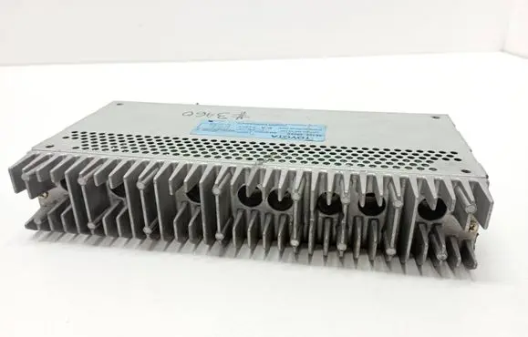 Lexus RX 300 Sound amplifier 8610048050