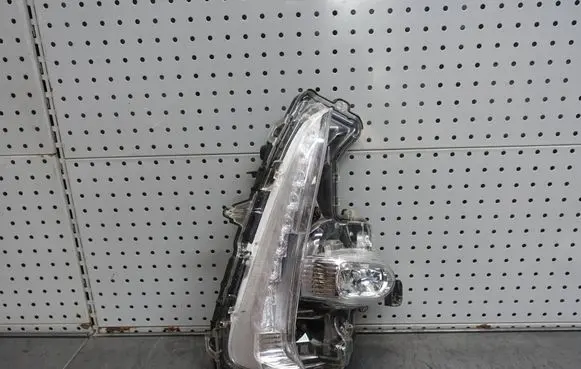 Toyota Prius Prime LED Daytime headlight 
