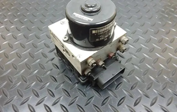 Peugeot 206 ABS Pump 962862638 9630135080 10020400714