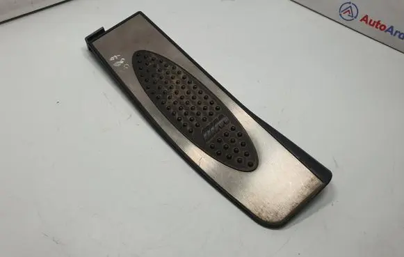 BMW 3 E90 E91 Foot rest pad/dead pedal 7906850 51477906850