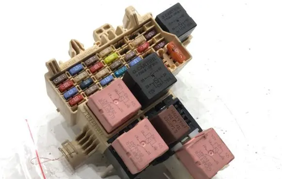 Fuse box set