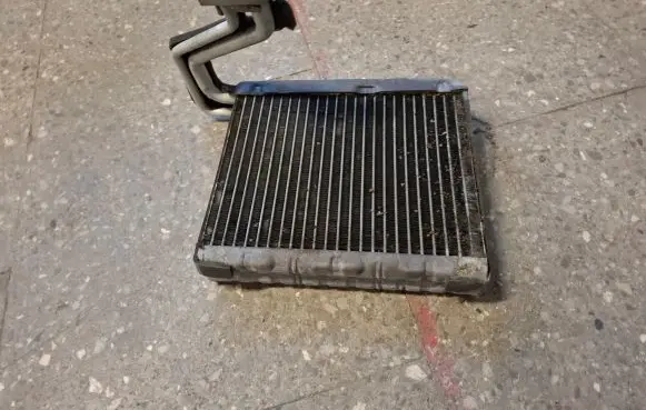 Volvo XC70 Air conditioning (A/C) radiator (interior) 7010973 326308