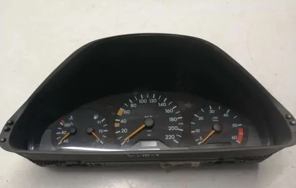 Mercedes-Benz E W210 Speedometer (instrument cluster) 2105400247 88311247