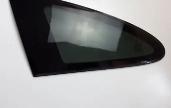 Honda CR-V Rear side window 73561SWWE01