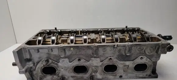 Volkswagen Golf V Engine head 03C103358AK
