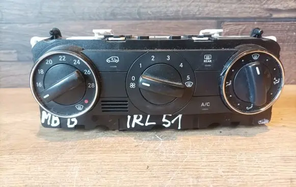 Mercedes-Benz B W245 Climate control unit A1698301785