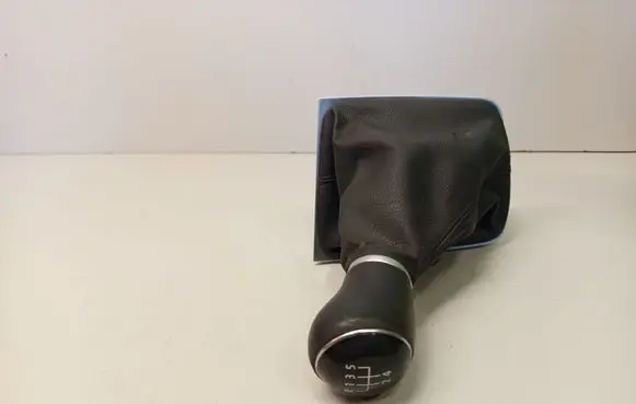 Volkswagen Golf VII Gear lever shifter trim leather/knob 5G1711113 5G1711113B