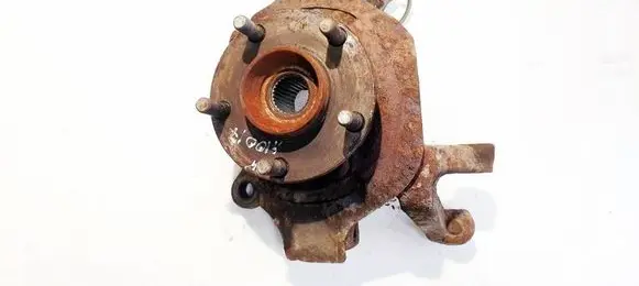 Nissan Quest Front wheel hub