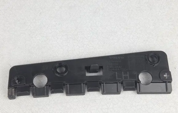Volvo V60 Fender mounting bracket 31448916 AEDD5