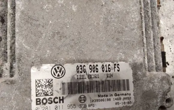 Volkswagen Golf V Engine control unit/module 03G906016FS 1039S06188 0281011955