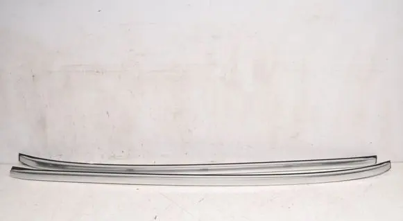 Suzuki SX4 S-Cross Roof transverse bars on the 