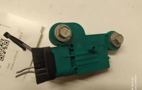 Opel Meriva A Airbag deployment crash/impact sensor WHT0557866D 13148083WH 343149712