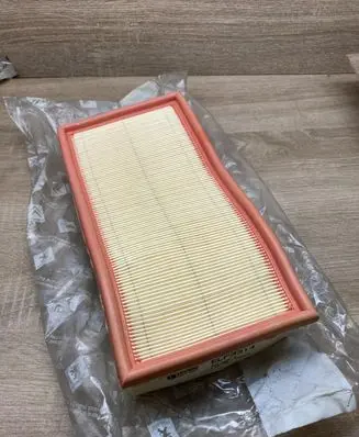 Peugeot 405 Air filter 1444H5