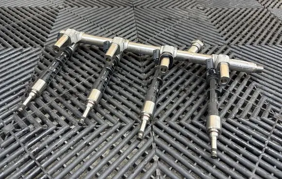 Alfa Romeo Giulia Fuel main line pipe 04893628AC