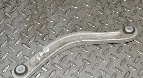 Rear upper control arm/wishbone