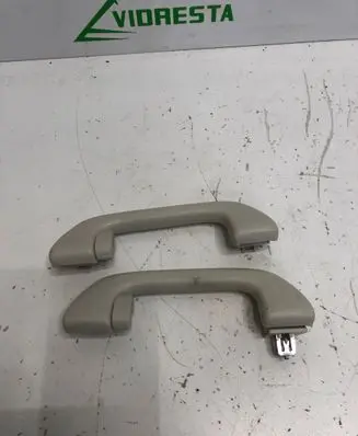Honda CR-V Rear interior roof grab handle