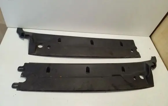 Iveco Daily 5th gen Wiper trim 3800488 3800487