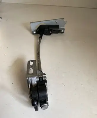 Mercedes-Benz R W251 Vent window/glass motor A2518201942 A2516700304 A2518200342