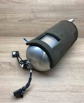 Audi Q7 4L Air suspension tank/reservoir 7L0907673E 1517920061