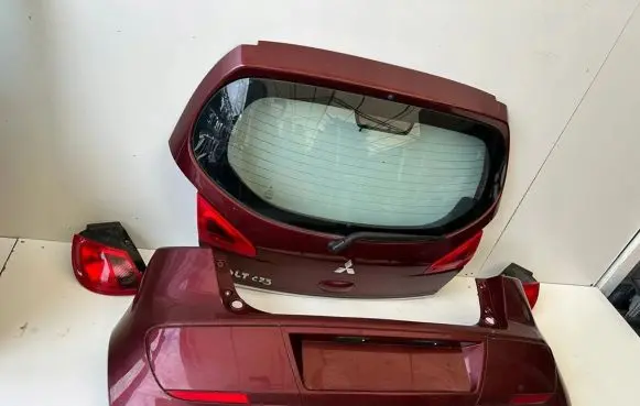 Mitsubishi Colt CZ3 Set of end parts 