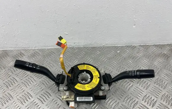 Mazda 6 Wiper turn signal indicator stalk/switch GJ6E17D255