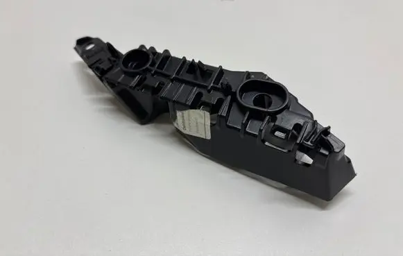 Volkswagen Golf VIII Front bumper mounting bracket 5G0807050B 5G0807184C