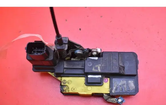 Volvo S60 Rear door lock
