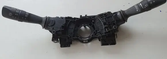 Toyota Auris E180 Indicator stalk