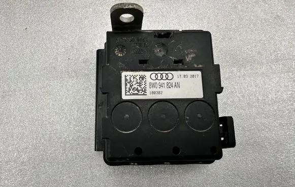 Audi A5 Fuse module 8W0941824 8W0941824AN