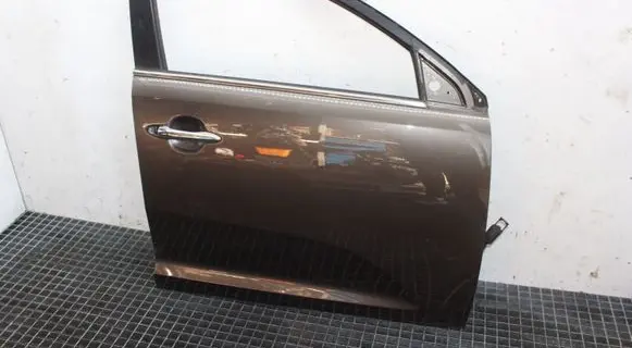 KIA Sportage Front door