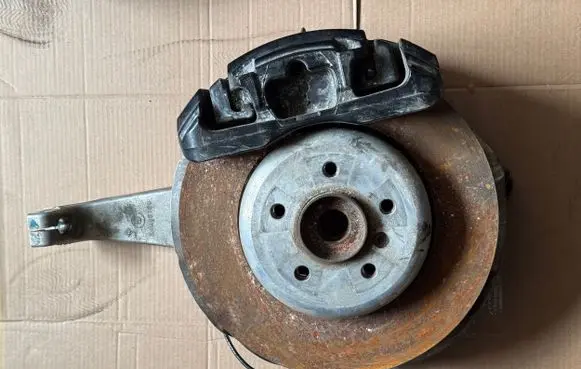 BMW 5 F10 F11 Front wheel hub AIMGSICU