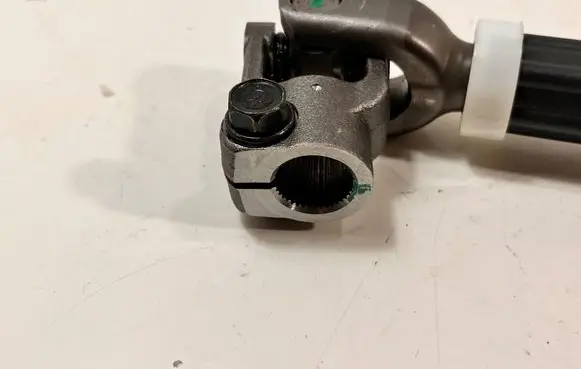 Hyundai Kona II Steering column universal joint 24042450463