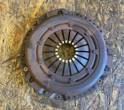 Opel Omega A Pressure plate 