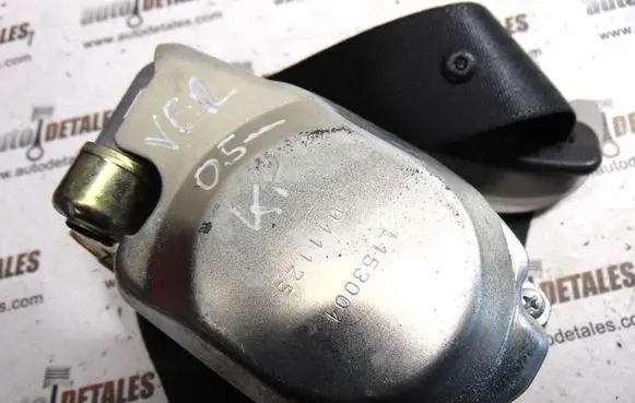 Toyota Corolla Verso AR10 Front seatbelt 7P2150P