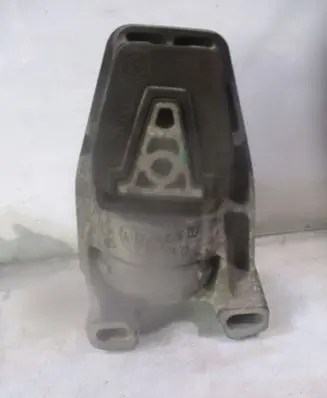 Citroen C5 Engine mount bracket 326c68922