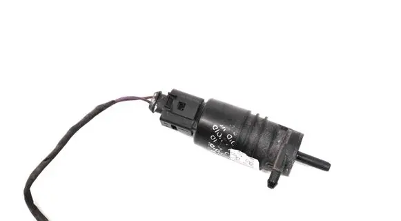 Mercedes-Benz SLK R172 Windscreen/windshield washer pump A2218690121
