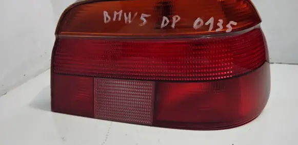BMW 5 E39 Rear/tail lights 8358032
