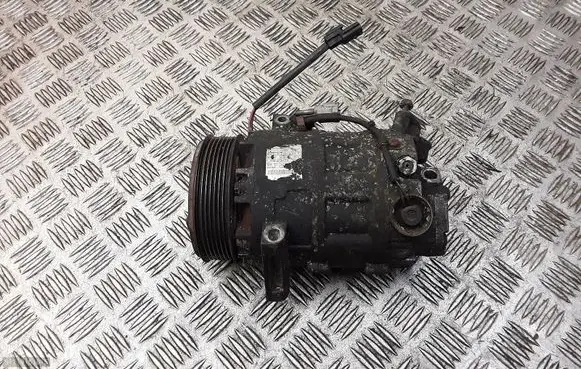 Nissan Qashqai Air conditioning (A/C) compressor (pump) Z0005307C