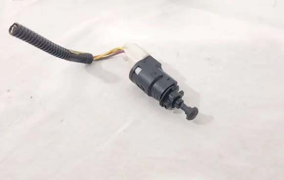 Renault Clio III Brake pedal sensor switch 8200276361B