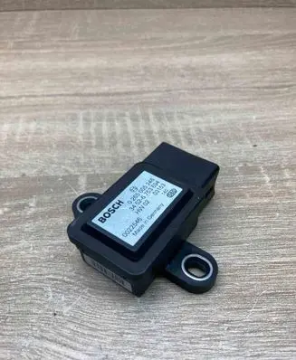BMW 5 E39 ESP acceleration yaw rate sensor 6753694 0265005248