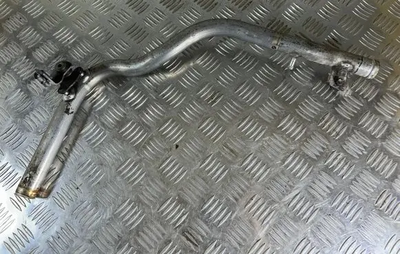 BMW 1 F20 F21 Engine coolant pipe/hose 7600594