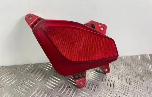 Hyundai Grand Santa Fe NC Rear tail light reflector