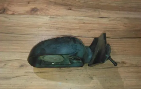 Front door electric wing mirror