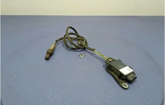 Audi A4 S4 B7 8E 8H Lambda probe sensor 8580410