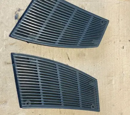 Mercedes-Benz S W126 Side speaker trim/cover 1266806739 1266806639