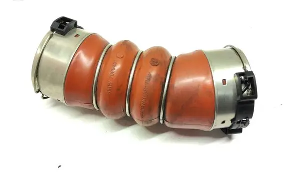 BMW 5 GT F07 Intercooler hose/pipe 7805401