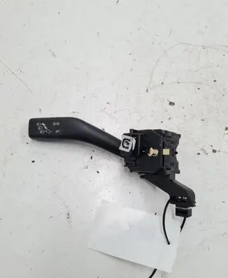 Volkswagen Golf VI Indicator stalk 1K0953513E