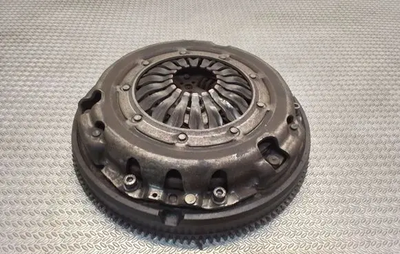 Opel Vivaro Clutch set kit 8200900112