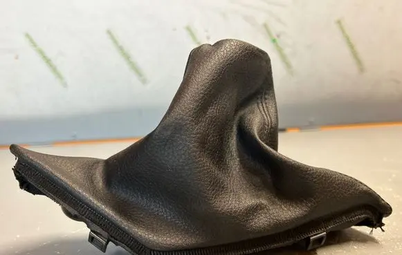 BMW 1 F20 F21 Handbrake trim 9230133 13599911